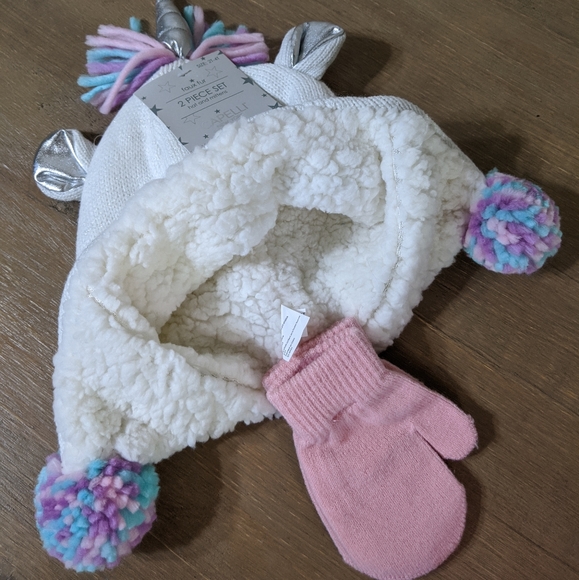 Kids Capelli Unicorn Hat & Mittens Set - Picture 5 of 6